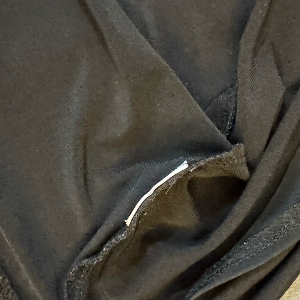 Michael Kors Black Bell Sleeve Blouse
#1277 - Picture 3 of 8